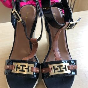 Brand new Tommy Hilfiger wedges